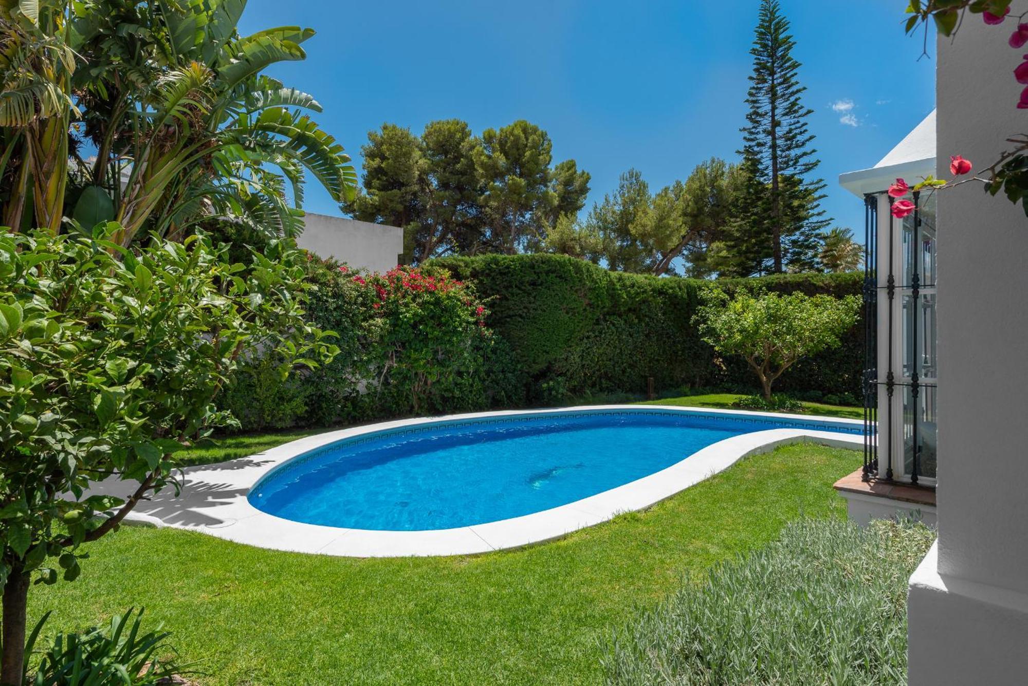 Villa Luxury House With Private Pool And Stunning Interiors *