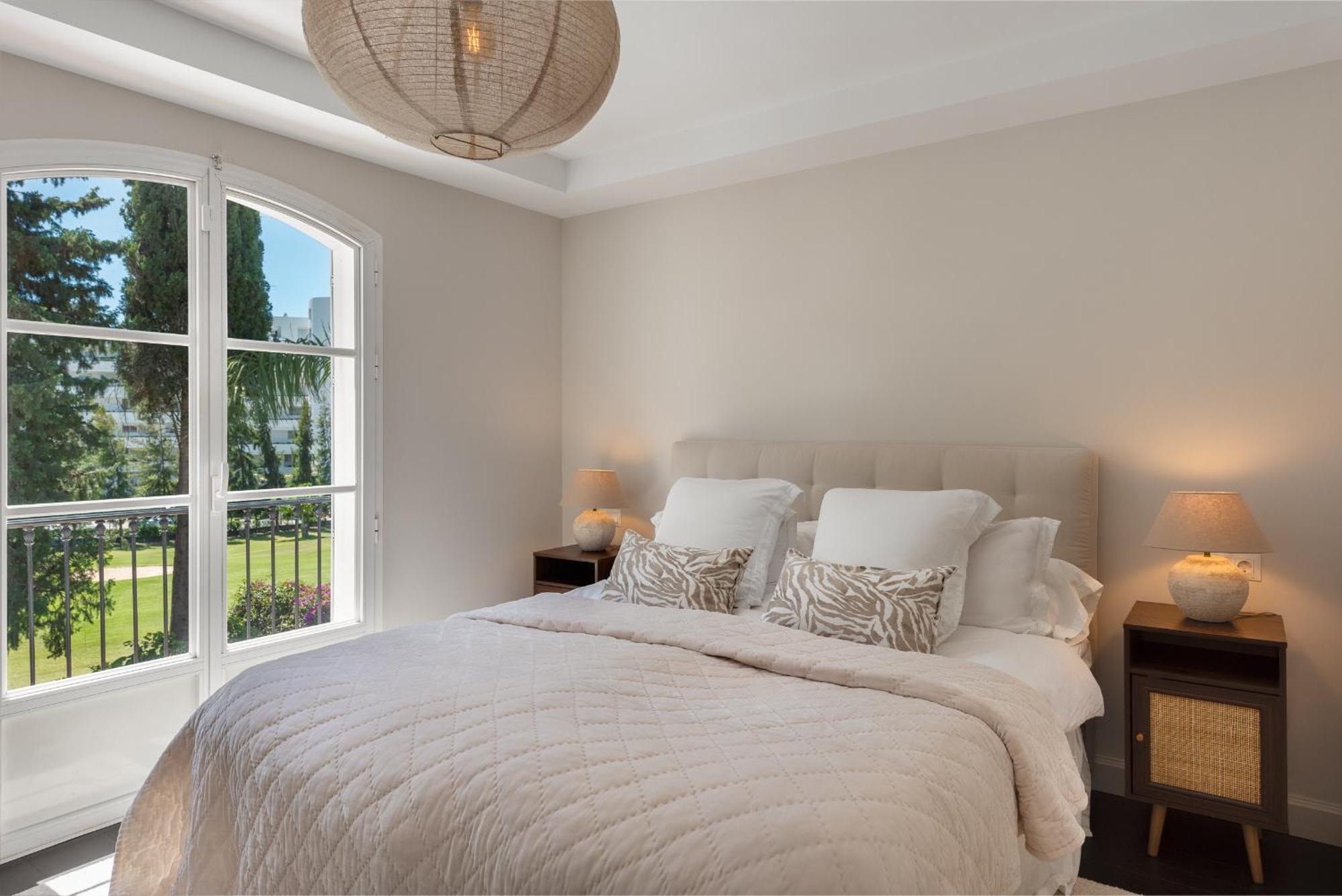 Luxury House With Private Pool And Stunning Interiors Marbella